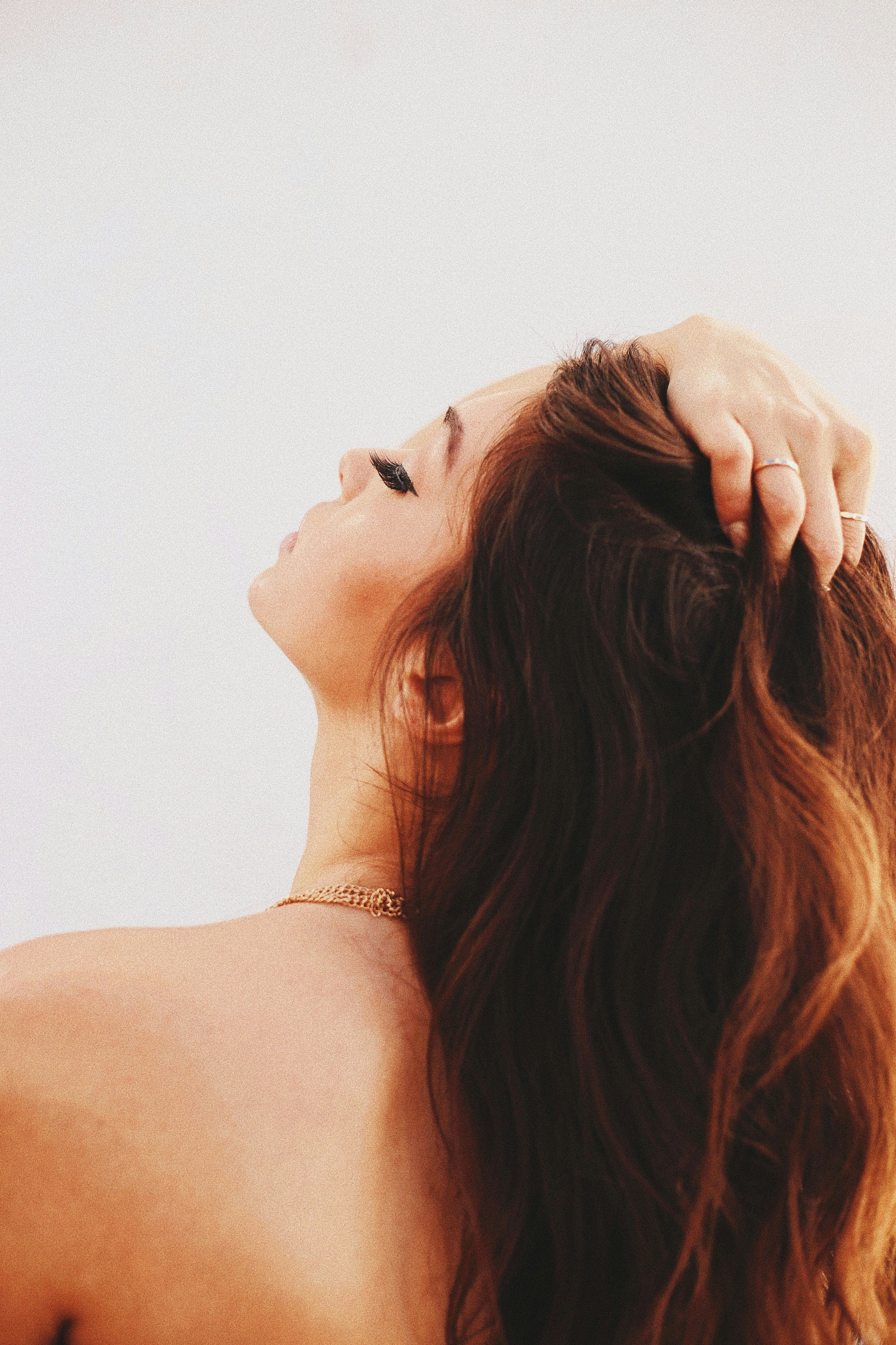 How Horsetail (and Silica) Strengthens Your Hair Strands